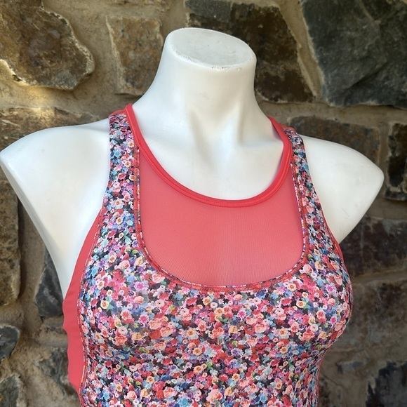 Lululemon Mesh With Me Tank Top Pink Floral Print Size 4 Yoga Gym Racerback - Picture 3 of 8